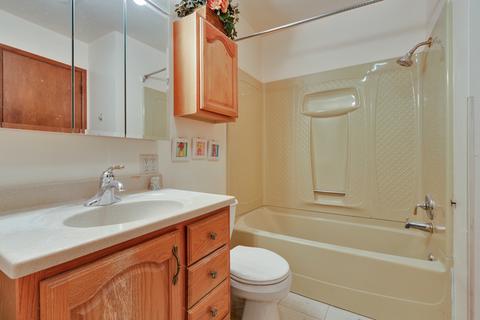 1240 Post Rd, Aurora, IL 60506 photo 14