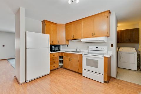 1240 Post Rd, Aurora, IL 60506 photo 5