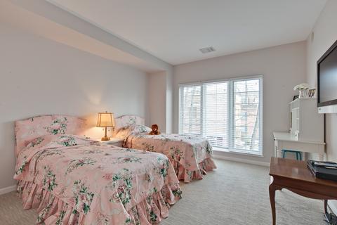 115 E Laurel Ave, Lake Forest, IL 60045 photo 21