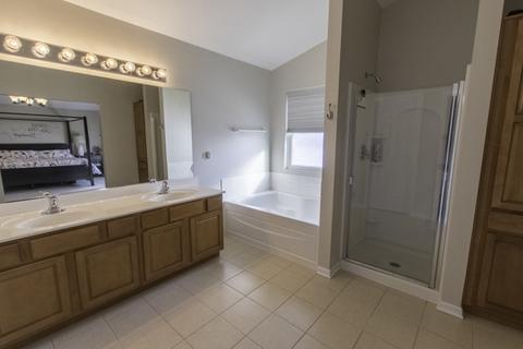 2406 Red Oak Ct, Plainfield, IL 60586 photo 12