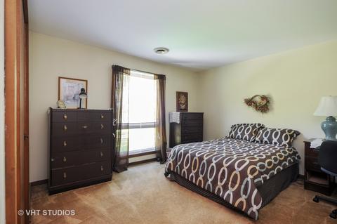 2736 Knob Hill Rd, Johnsburg, IL 60051 photo 14