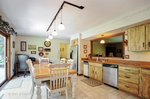 2736 Knob Hill Rd, Johnsburg, IL 60051 photo 6