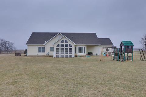 1 Doane Dr, Mansfield, IL 61854 photo 5