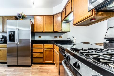 1010 Bentley Ln, Bartlett, IL 60103 photo 6