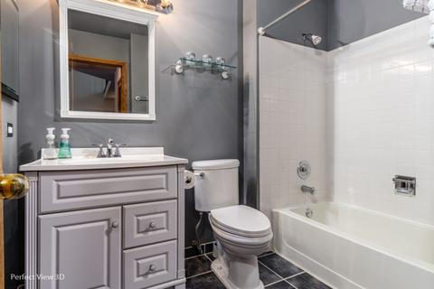 1010 Bentley Ln, Bartlett, IL 60103 photo 9