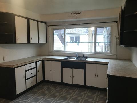 302 E 4th St, Spring Valley, IL 61362 photo 6