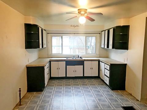 302 E 4th St, Spring Valley, IL 61362 photo 4