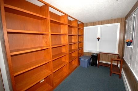 100 S Edison Ave, Elgin, IL 60123 photo 3