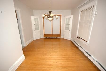 100 S Edison Ave, Elgin, IL 60123 photo 6
