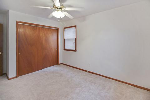 2147 Cross St, Freeport, IL 61032 photo 16
