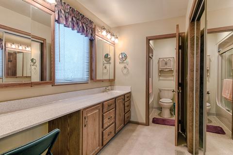 700 Donna Ave, Aurora, IL 60505 photo 18
