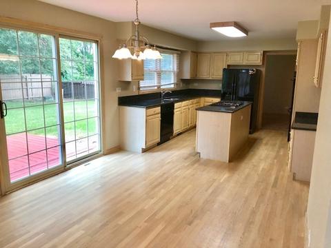 1101 Struckman Blvd, Bartlett, IL 60103 photo 8