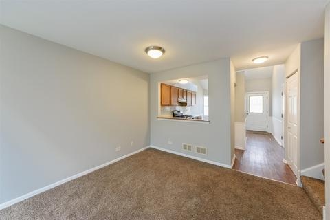 1475 W Sapphire Dr, Hoffman Estates, IL 60192 photo 3