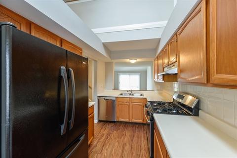 1475 W Sapphire Dr, Hoffman Estates, IL 60192 photo 5