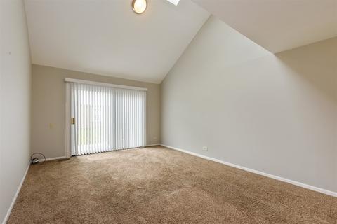 1475 W Sapphire Dr, Hoffman Estates, IL 60192 photo 2