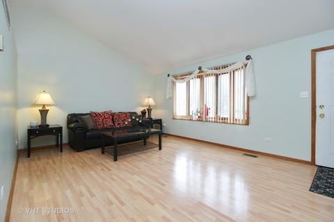 2616 Frank Turk Dr, Plainfield, IL 60586 photo 2