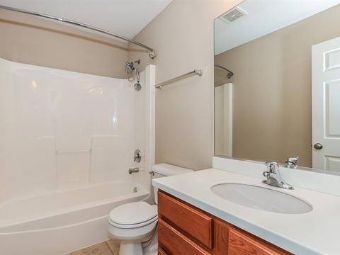 2032 Padua Dr, Elgin, IL 60123 photo 23