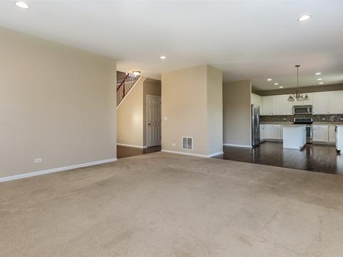 2032 Padua Dr, Elgin, IL 60123 photo 14