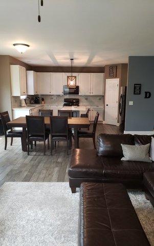 306 Cassidy Ln, Elgin, IL 60124 photo 7