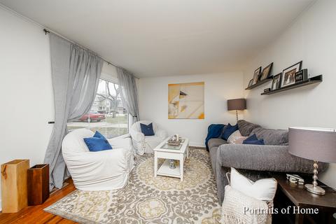 1326 Campbell Ave, Wheaton, IL 60189 photo 5