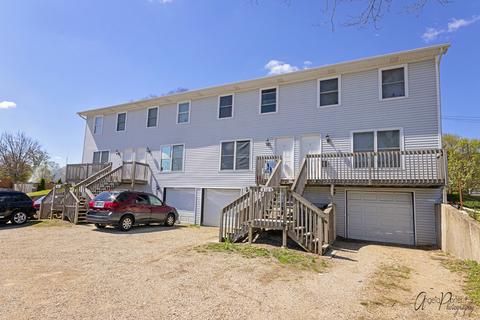 5109 Mccullom Lake Rd, Mchenry, IL 60050 photo 1