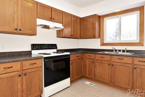 5109 Mccullom Lake Rd, Mchenry, IL 60050 photo 13
