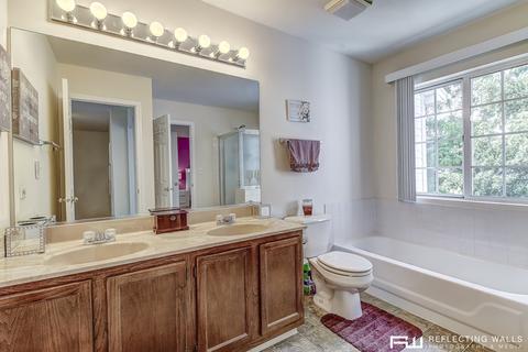 1241 Dunamon Dr, Bartlett, IL 60103 photo 14