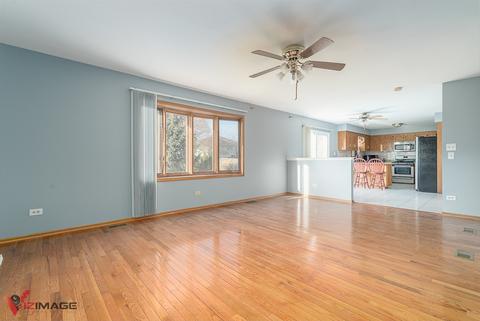 1312 E North St, Lockport, IL 60441 photo 4