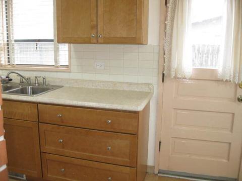155 Warwick St, Park Forest, IL 60466 photo 4