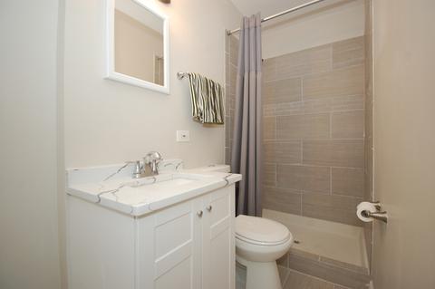 125 Bradley Ln, Hoffman Estates, IL 60169 photo 9