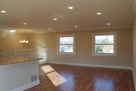 1435 Hassell Pl, Hoffman Estates, IL 60169 photo 21