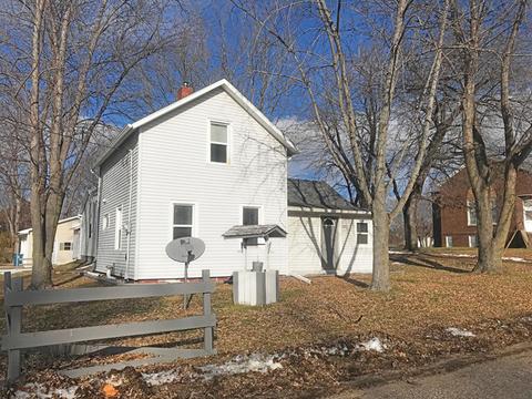 220 B St, Buda, IL 61314 photo 1