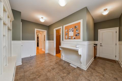 1008 James Ct, Wheaton, IL 60189 photo 17