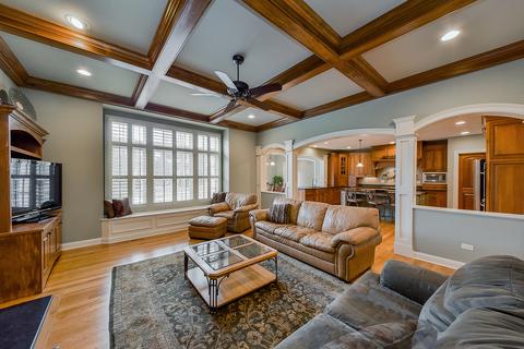 1008 James Ct, Wheaton, IL 60189 photo 13