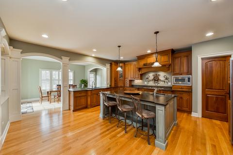 1008 James Ct, Wheaton, IL 60189 photo 11