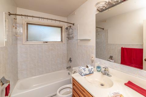 3126 W 163rd St, Markham, IL 60428 photo 4