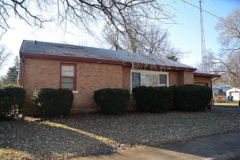 1200 W Bourbonnais St, Kankakee, IL 60901 photo 1