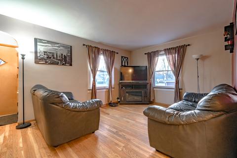 4242 149th St, Midlothian, IL 60445 photo 3