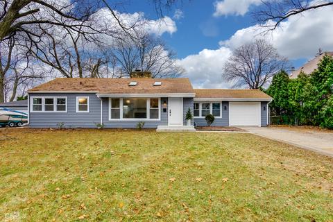 822 Evergreen St, Wheaton, IL 60187 photo 1