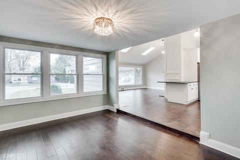 822 Evergreen St, Wheaton, IL 60187 photo 4