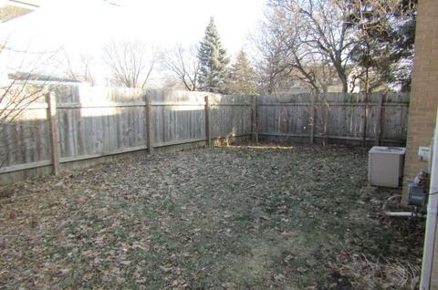 504 N Plamondon Dr, Addison, IL 60101 photo 19