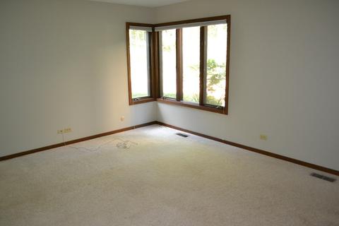 40 W565 Bowes Rd, Elgin, IL 60124 photo 24