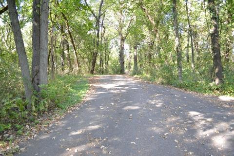 40 W565 Bowes Rd, Elgin, IL 60124 photo 2