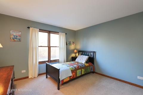 511 Cross Rd, Gurnee, IL 60031 photo 28