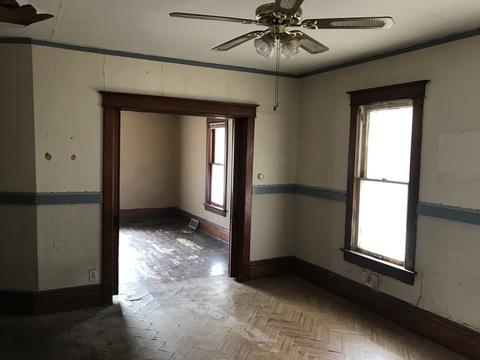 610 E Illinois Ave, Morris, IL 60450 photo 4