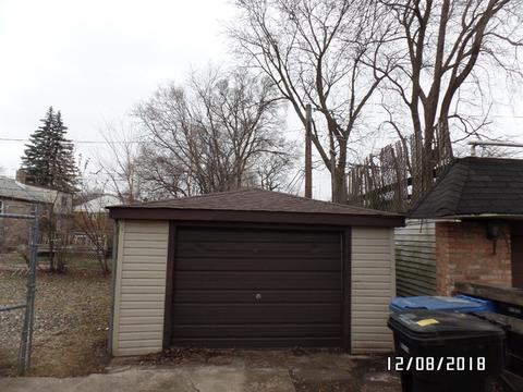2268 E 98th St, Chicago, IL 60617 photo 2