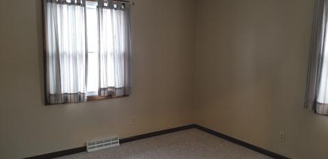 803 W Santee St, Sublette, IL 61367 photo 7