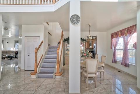 2126 Cabrillo Ln, Hoffman Estates, IL 60192 photo 4