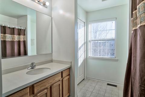 2126 Cabrillo Ln, Hoffman Estates, IL 60192 photo 24