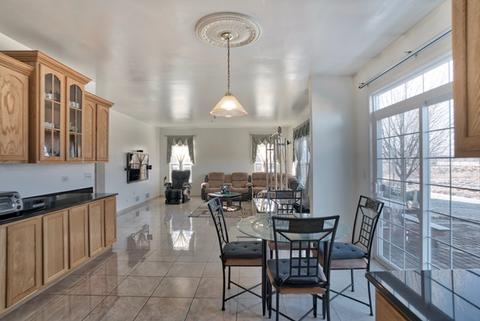2126 Cabrillo Ln, Hoffman Estates, IL 60192 photo 10